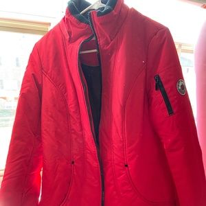 Hooded Puffer Jacket - Red